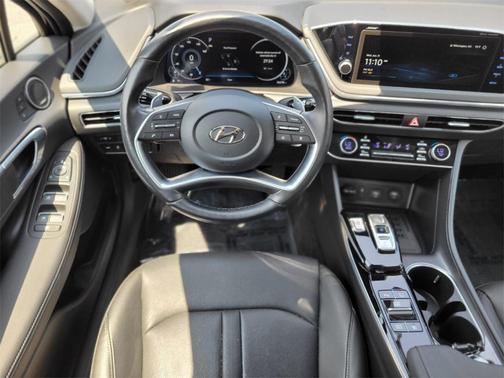 2022 Hyundai SONATA Limited