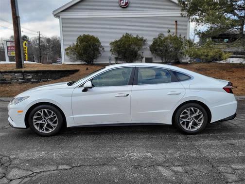 2021 Hyundai SONATA SEL