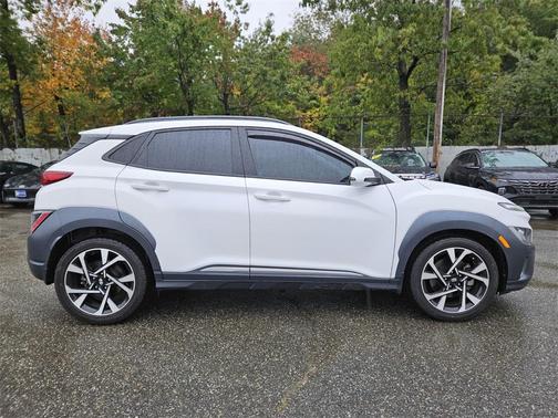 2022 Hyundai KONA Limited