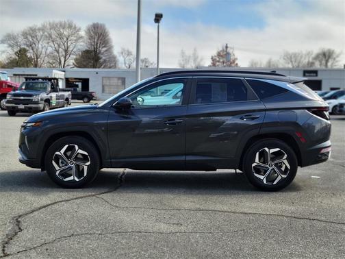 2022 Hyundai TUCSON SEL