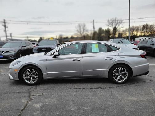 2023 Hyundai SONATA SEL