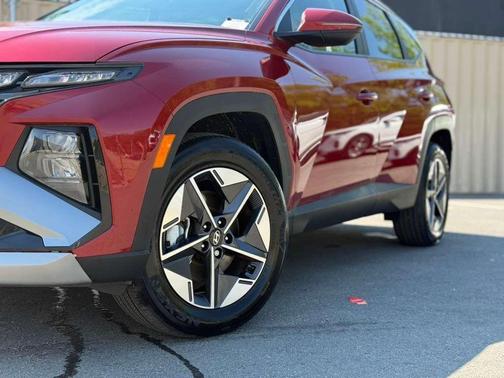 Red 2025 Hyundai TUCSON Hybrid SEL Convenience
