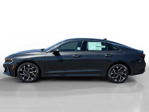 2026 Kia K5 EX
