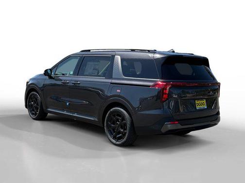 2025 Kia Carnival Hybrid SX