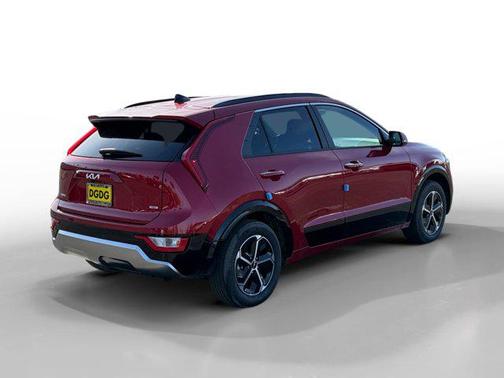 2025 Kia Niro SX