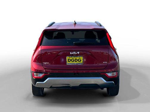 2025 Kia Niro SX