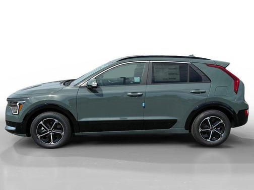 2025 Kia Niro SX