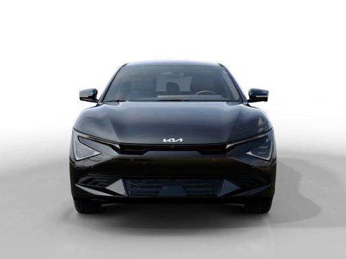 2025 Kia EV6 Wind