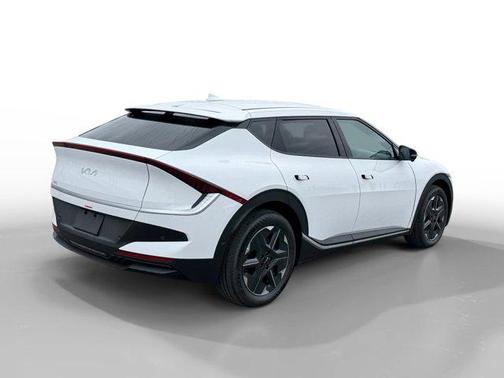 2025 Kia EV6 Light Long Range