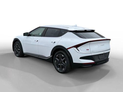 2025 Kia EV6 Light Long Range