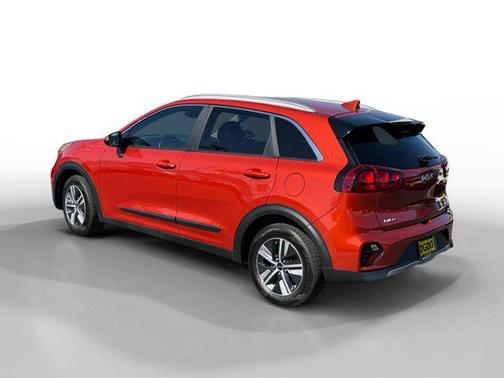 2022 Kia Niro LXS