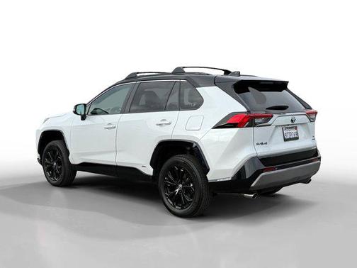2023 Toyota RAV4 Hybrid SE