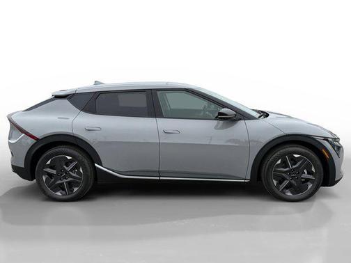 2025 Kia EV6 Light Long Range