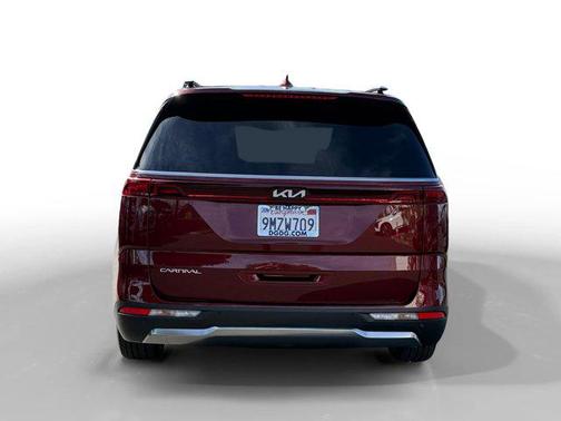 2024 Kia Carnival SX