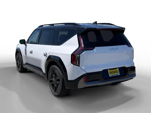 Glacial White Pearl/Ebony Black Roof 2026 Kia EV9 GT-Line