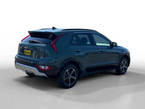 2025 Kia Niro SX