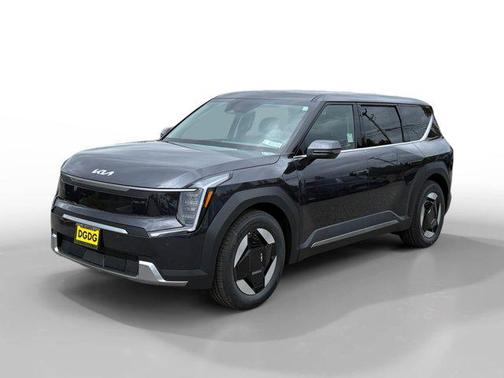 2026 Kia EV9 Light Short Range