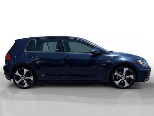 2016 Volkswagen Golf GTI 2.0T SE 4-Door