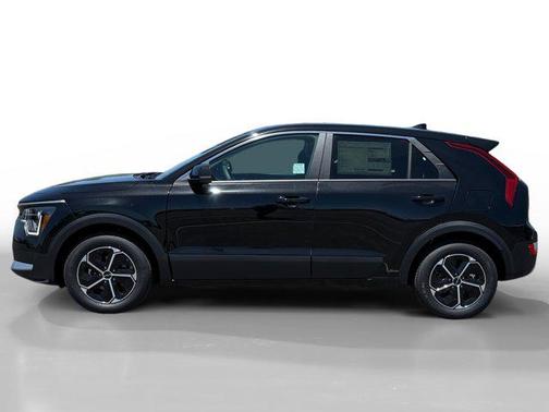 2025 Kia Niro LX