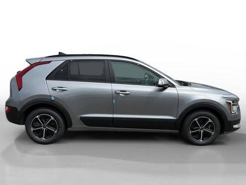 2025 Kia Niro EX
