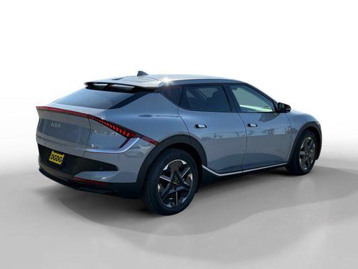 2025 Kia EV6 Light Long Range