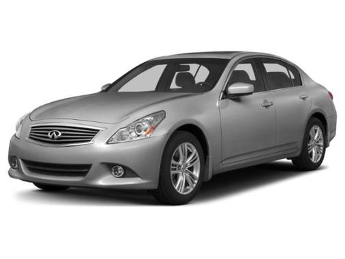 2015 INFINITI Q40 Base