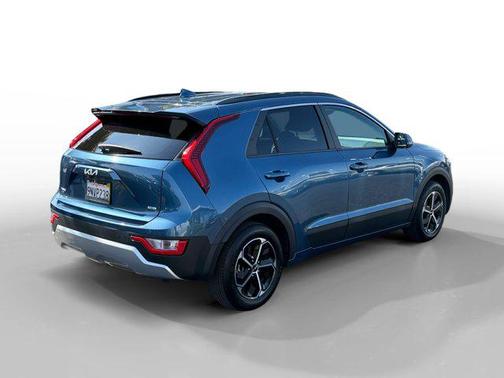 2024 Kia Niro EX