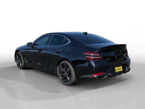 2022 Genesis G70 3.3T RWD