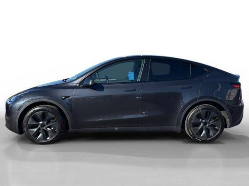 2024 Tesla Model Y Long Range Dual Motor All-Wheel Drive