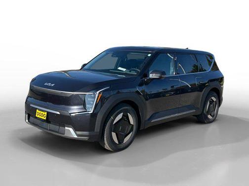 2026 Kia EV9 Light Long Range