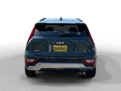 2025 Kia Niro SX