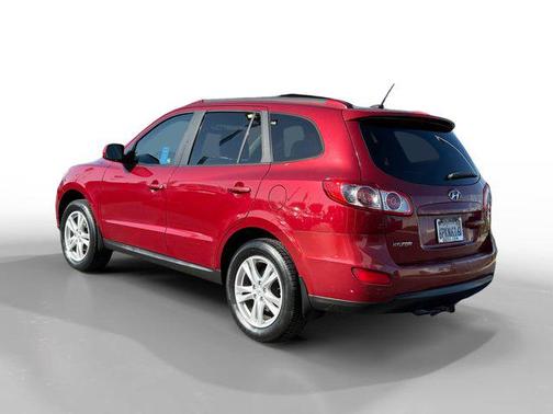 2011 Hyundai SANTA FE SE
