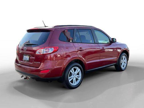2011 Hyundai SANTA FE SE