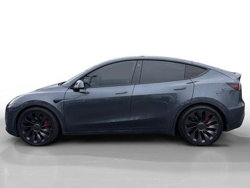 2022 Tesla Model Y Performance Dual Motor All-Wheel Drive