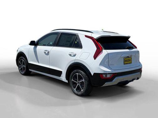 2025 Kia Niro SX