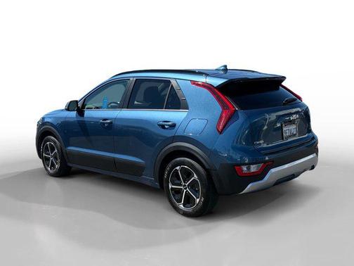 2023 Kia Niro EX