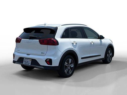 2022 Kia Niro LXS