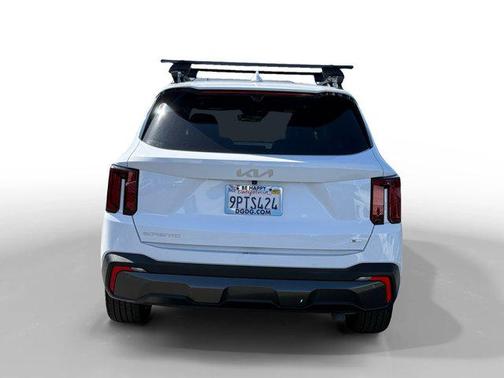 Glacial White Pearl 2024 Kia Sorento SX