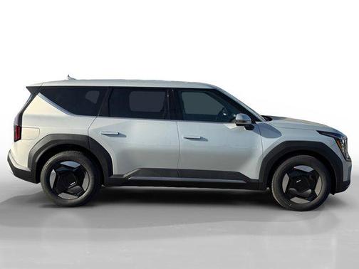 2026 Kia EV9 Light Long Range