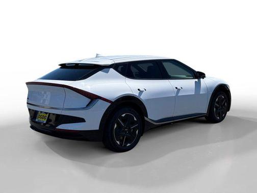 2025 Kia EV6 Wind