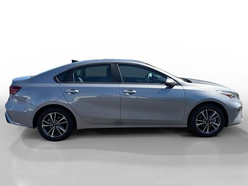 Steel Gray 2024 Kia Forte LXS