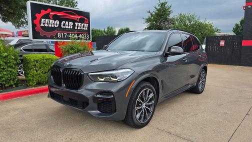 Gray 2022 BMW X5 M50i