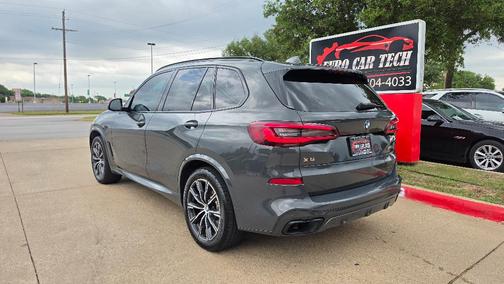 Gray 2022 BMW X5 M50i