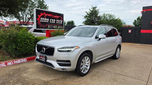 Silver 2016 Volvo XC90 T6 Momentum