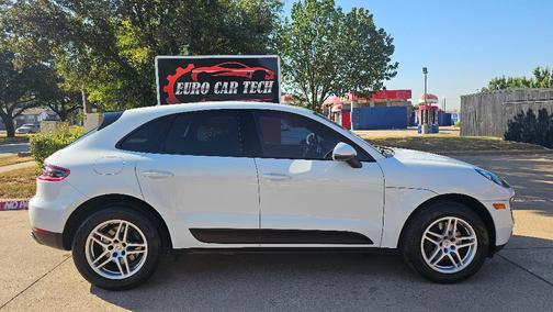 2018 Porsche Macan 