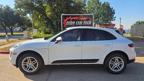 2018 Porsche Macan 