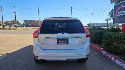 2015 Volvo XC60 T5 Drive-E Platinum