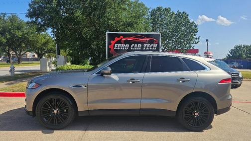 2018 Jaguar F-PACE 30t Portfolio