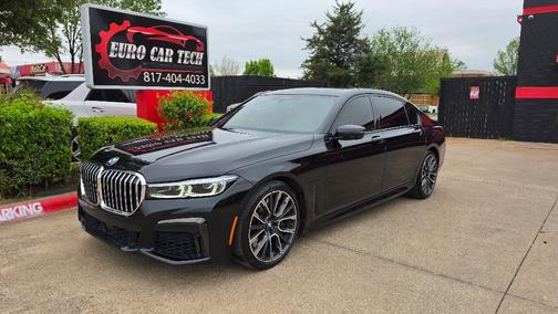 Black 2021 BMW 740 i