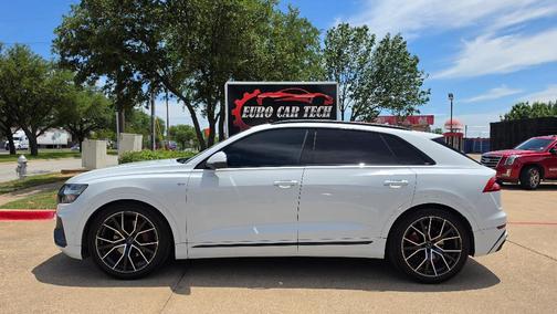Glacier White Metallic 2019 Audi Q8 3.0T Premium